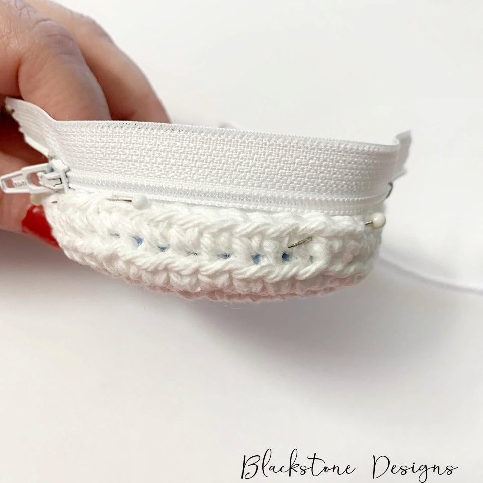 Rose Coin Purse Crochet Pattern - Crochet Rose Pattern - Crochet Roses - Crochet Coin Purse Pattern - Crochet Earbud Case