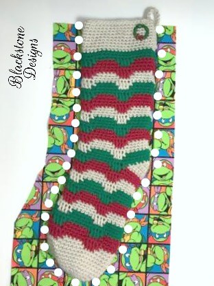 How to add a liner to a crochet christmas stocking, how to add a liner to a knit christmas stocking
