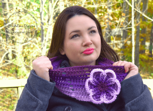 Poplar Ridge Cowlette free crochet cowlette pattern for crochet cowl using a basic crochet stitch pattern beginner crochet, crochet infinity scarf