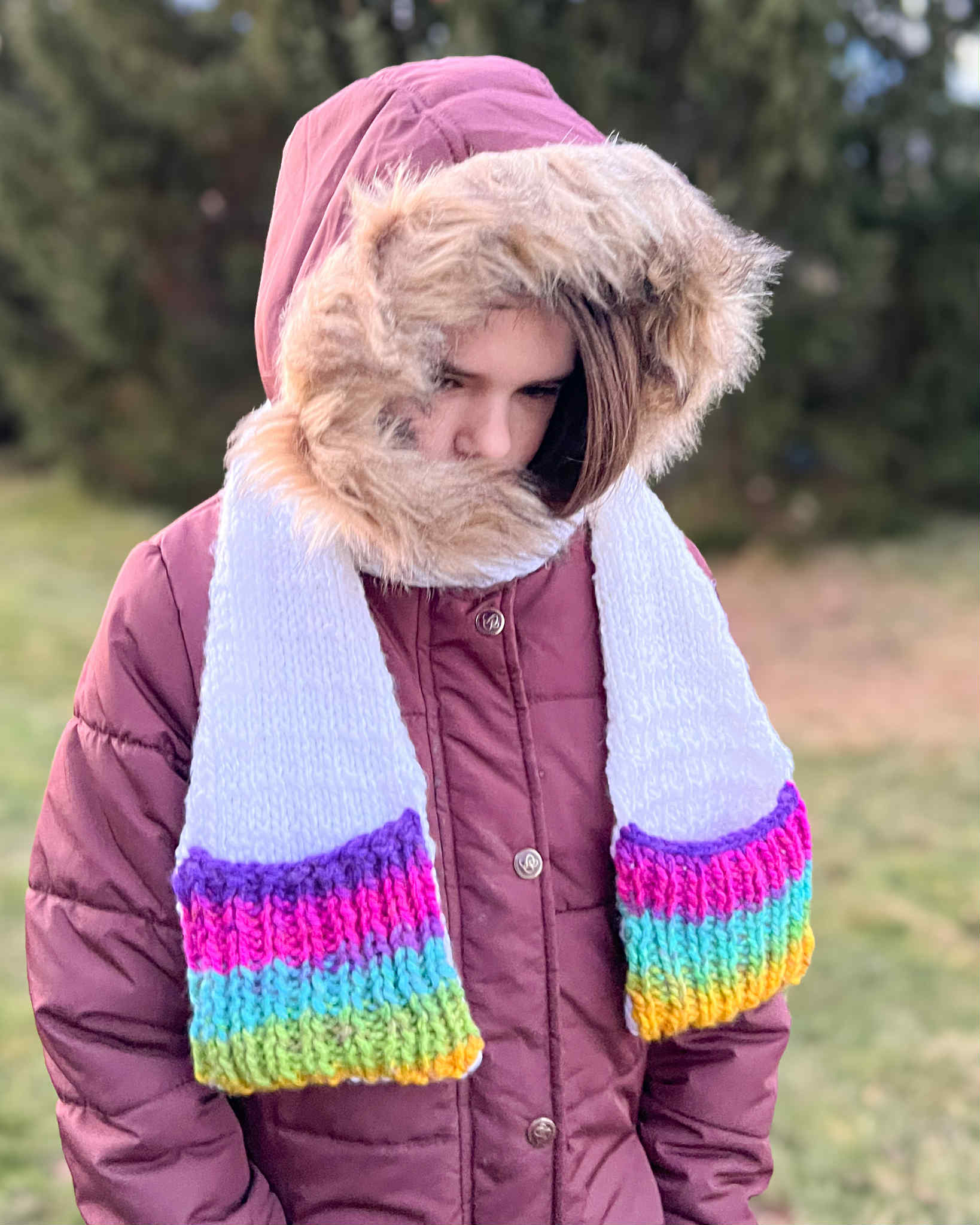 Knit White scarf with rainbow pockets